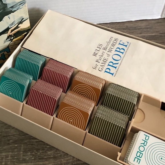 1964 Parker Bros Probe Game of Words - Picture 2 of 13